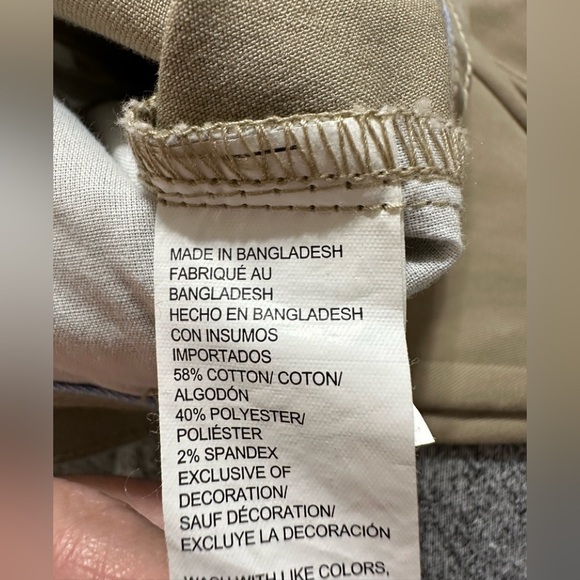 EUC Men’s Izod khaki pants 34/32 slim - Picture 3 of 3